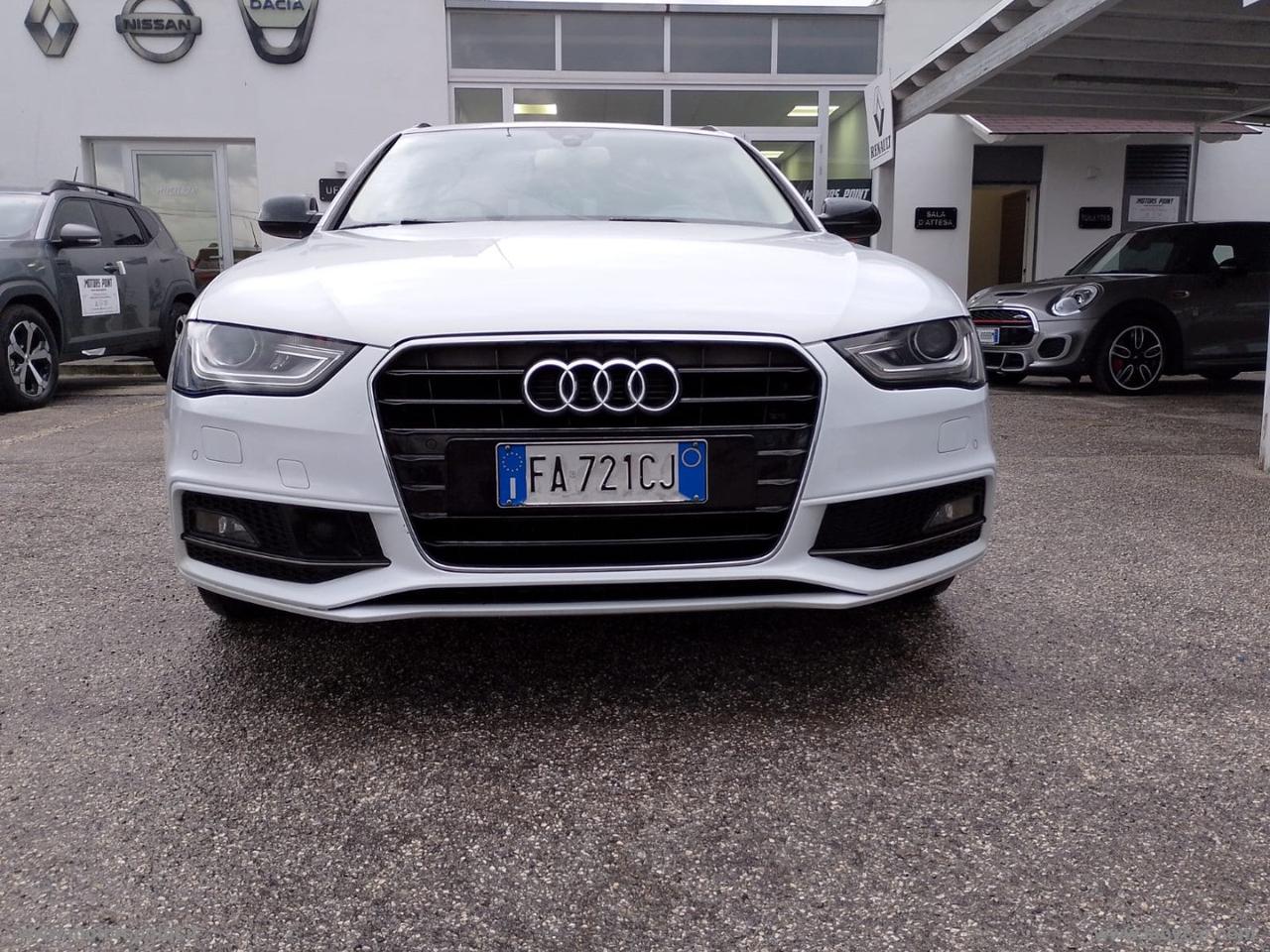 AUDI A4 2.0 TDI 190CV S tronic S line edition