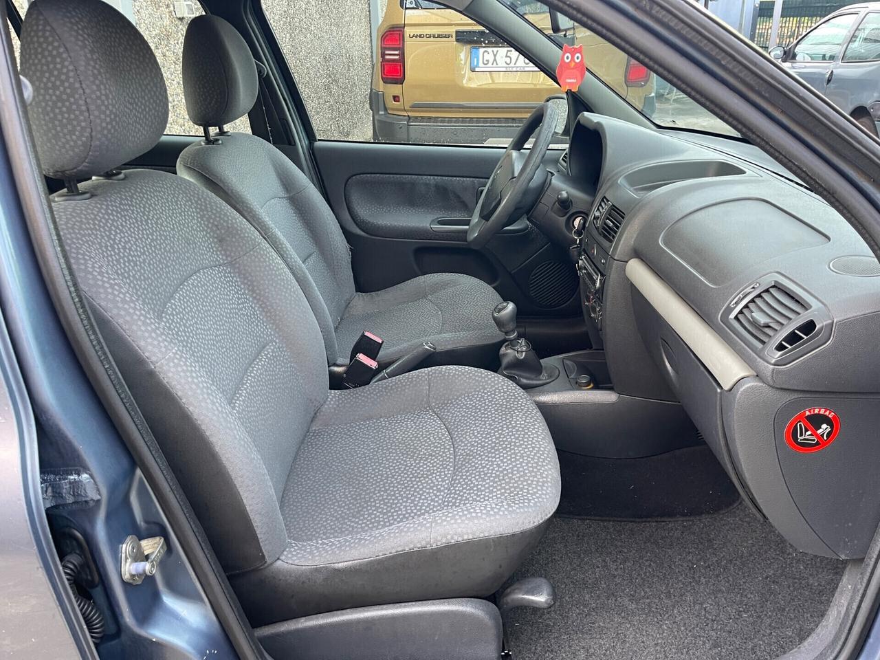 RENAULT CLIO STORIA 1.2 BENZINA EURO4 5P NEOPATENTATI