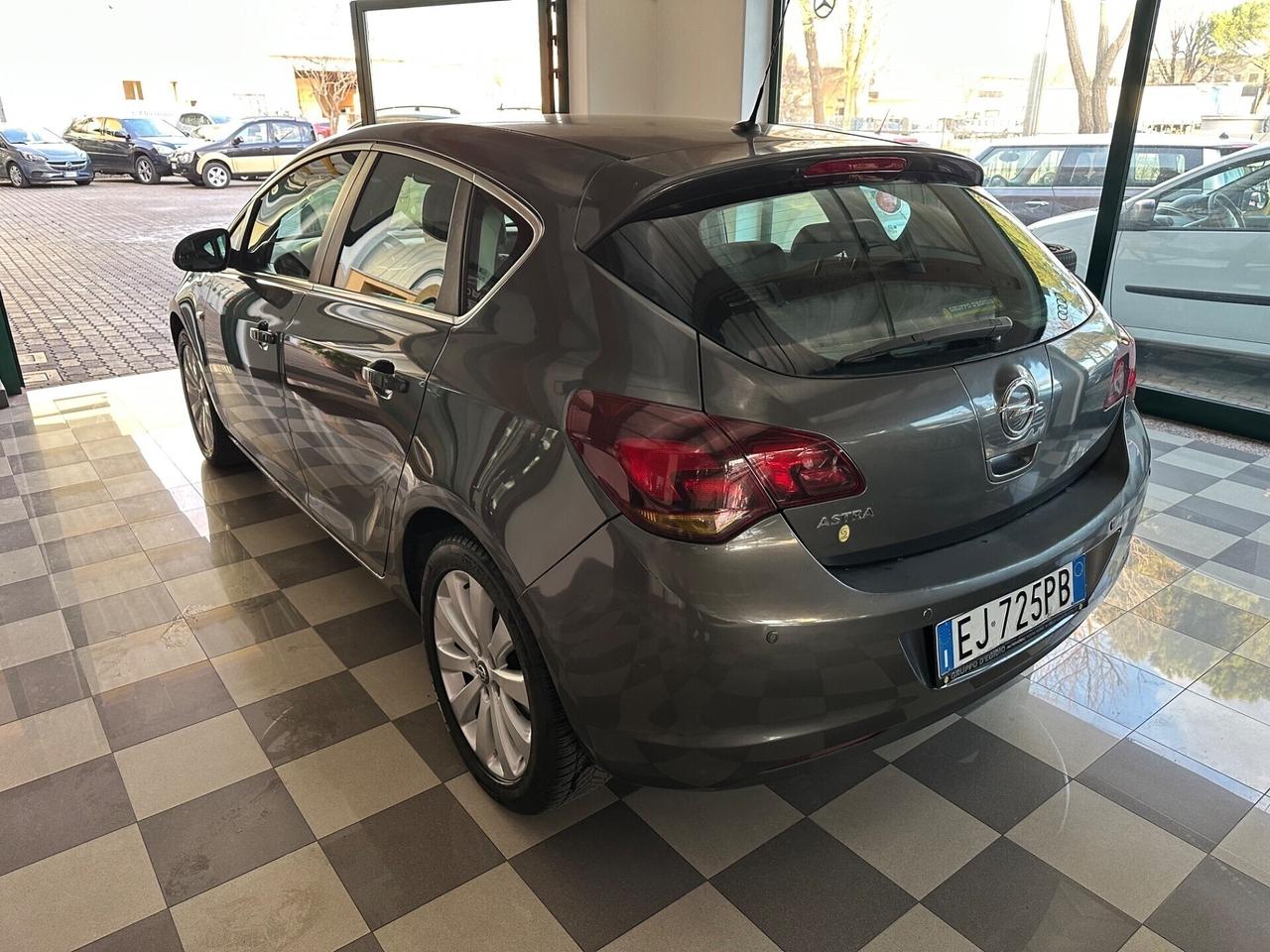 Opel Astra 1.4 100CV 5 porte Elective