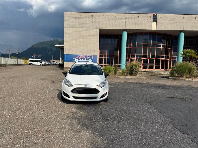 Ford Fiesta 1.5 TDCi 75CV 5 porte Titanium