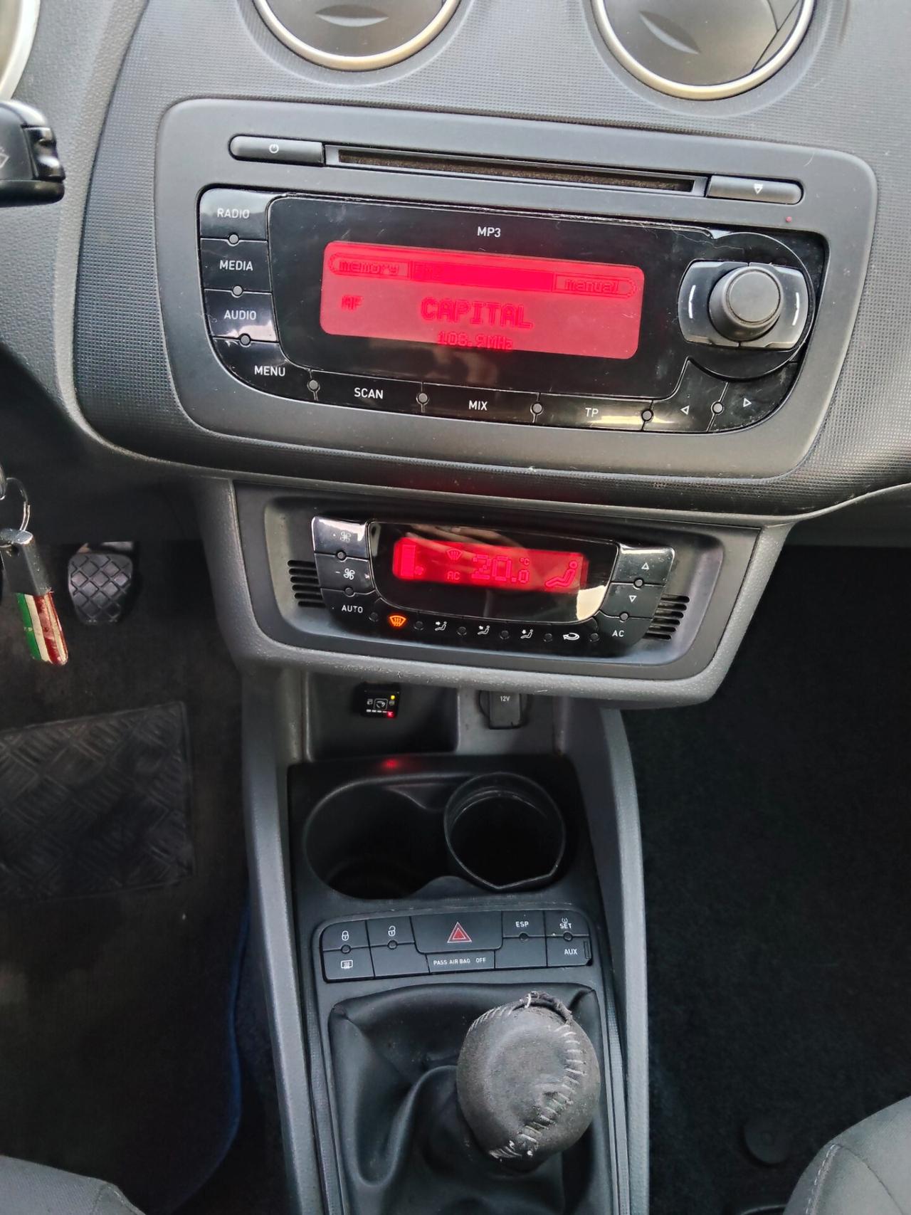 Seat Ibiza 1.4 5p. Reference Dual