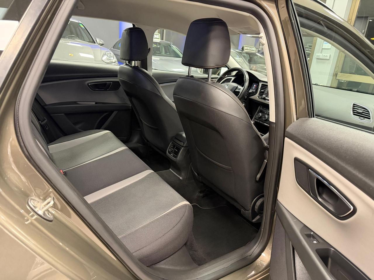 Seat Leon 1.6 TDI 105 CV 4DRIVE ST Start/Stop Style