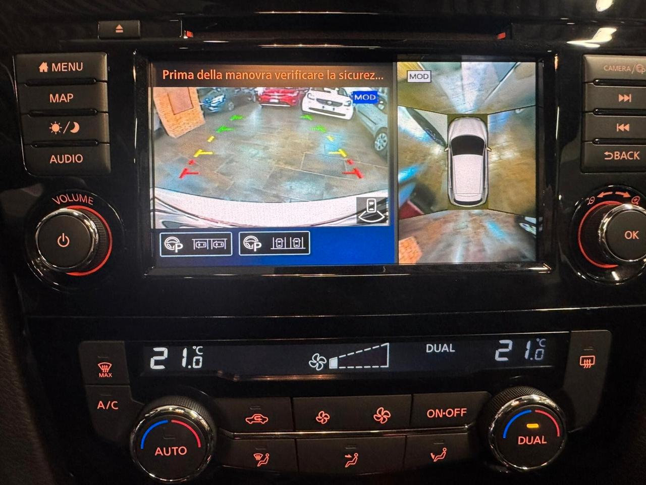 Nissan Qashqai 1.3 DIG-T 160 CV Tekna