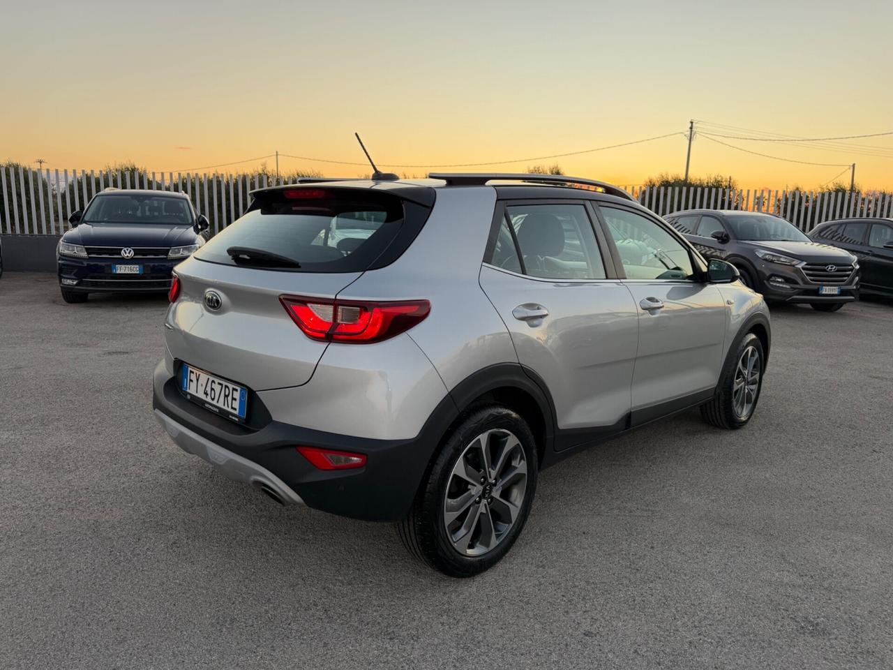 KIA STONIC 1.4 MPI 100 CV STYLE PACK FULL LED MY19