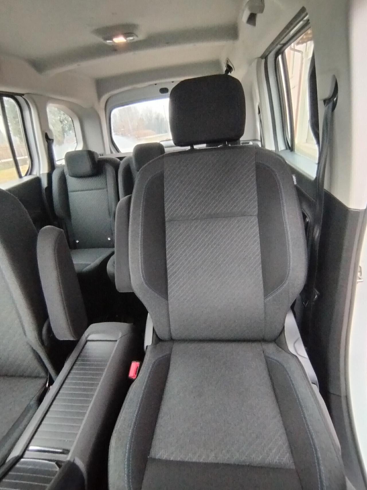 Peugeot Rifter 130cv. full.