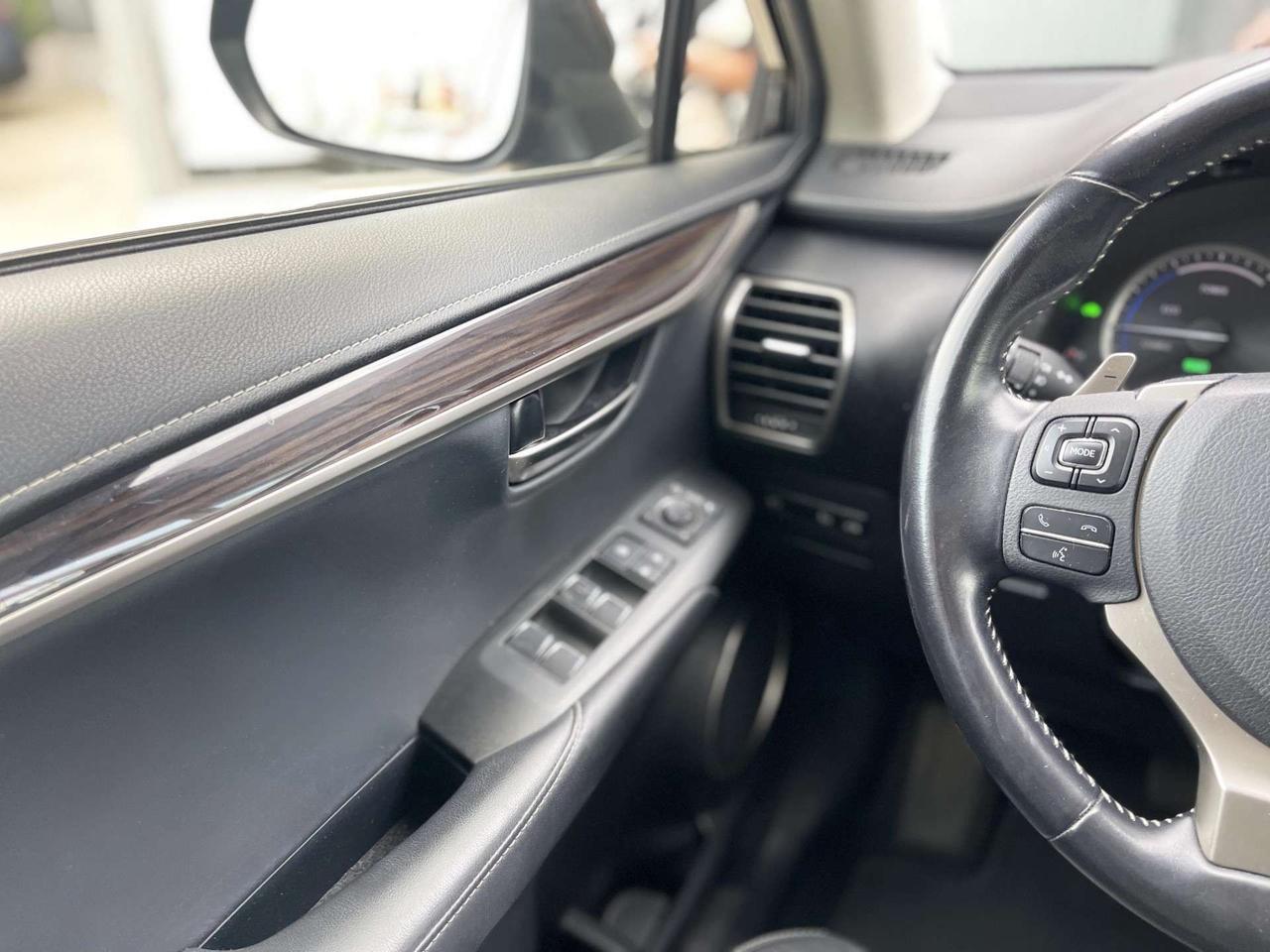 Lexus NX 300 2.5 Hybrid 155CV E6 - 2020