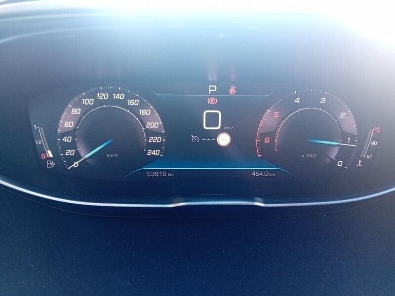 Peugeot 3008 3008 BlueHDi 130 S&S EAT8 Allure