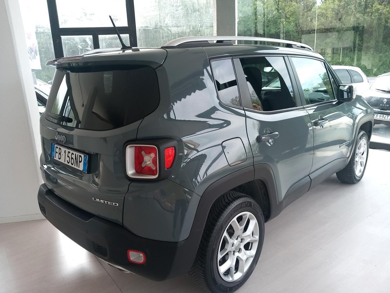 JEEP RENEGADE LIMITED 4X4