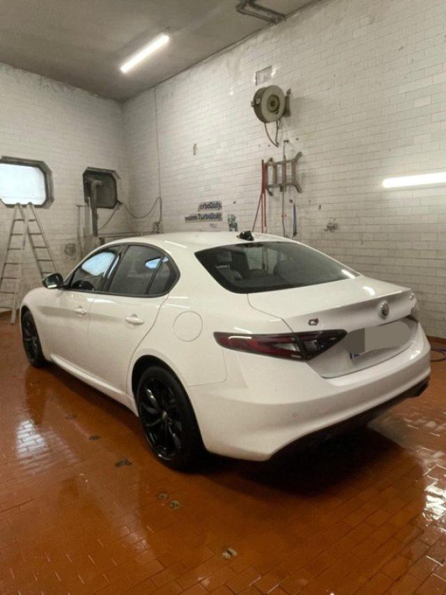 ALFA ROMEO Giulia 2.0 Turbo 280 CV AT8 AWD Q4 Competizione
