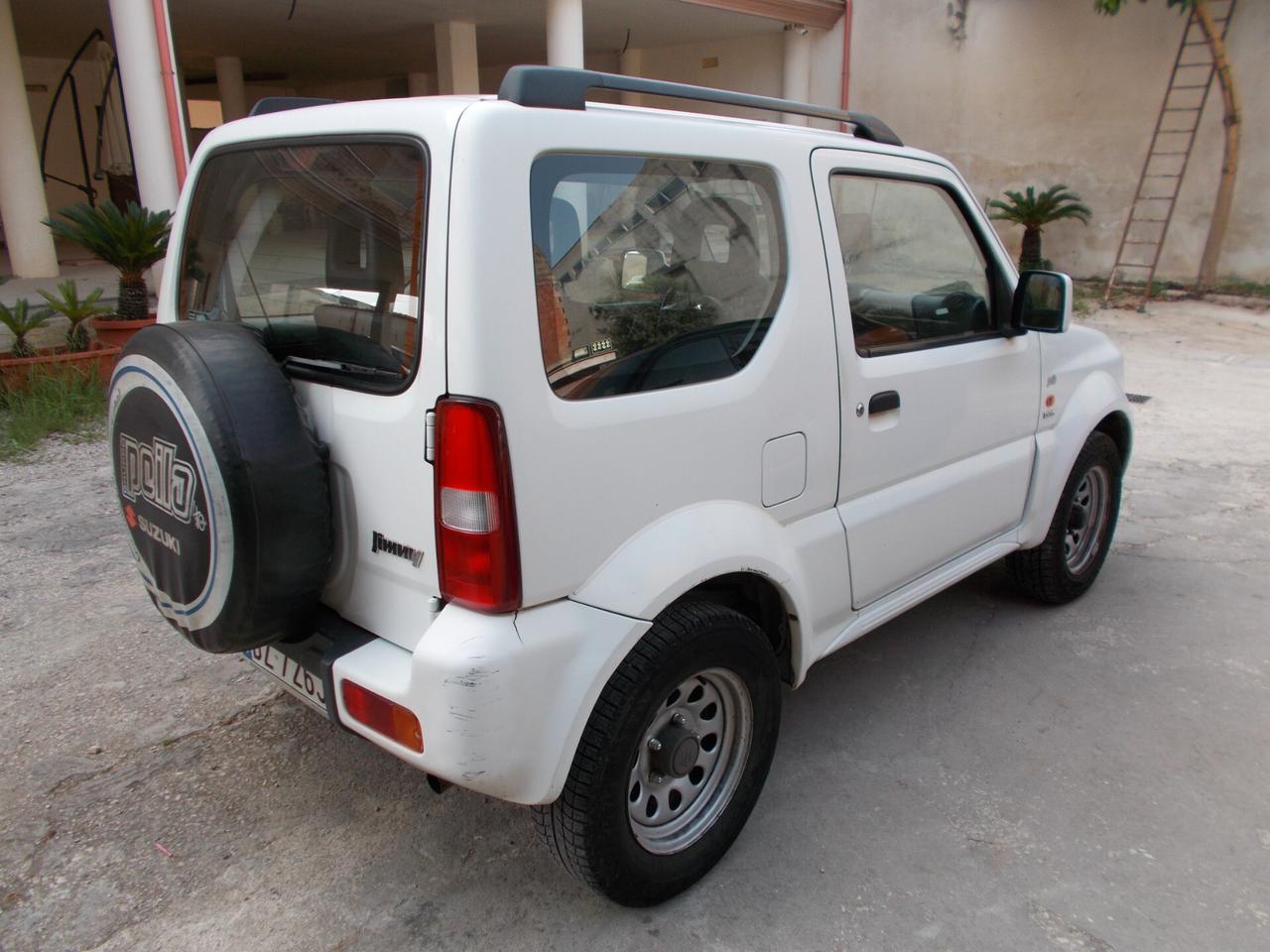 Suzuki Jimny 1.5 DDiS cat 4WD JLX