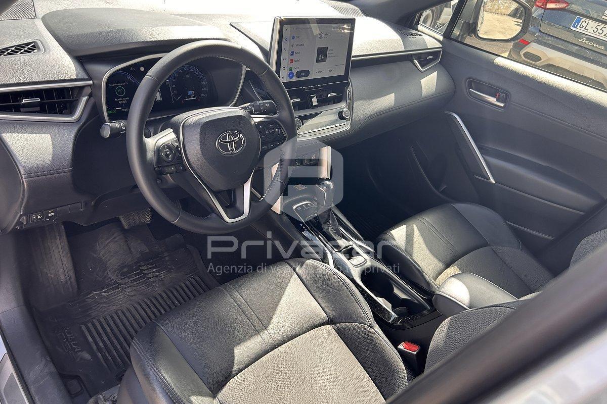 TOYOTA Corolla Cross 2.0 Hybrid 197 CV E-CVT Trend