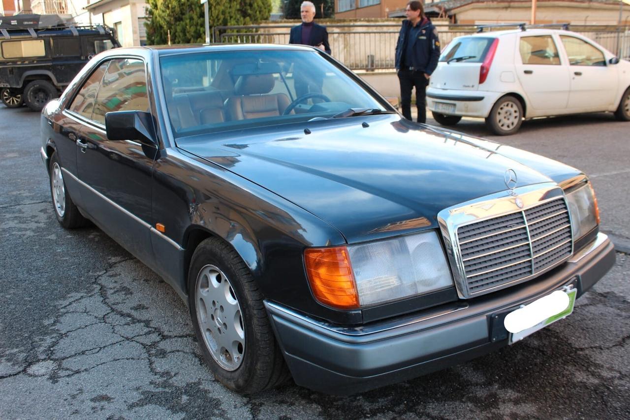 Mercedes-benz 300 CE-24