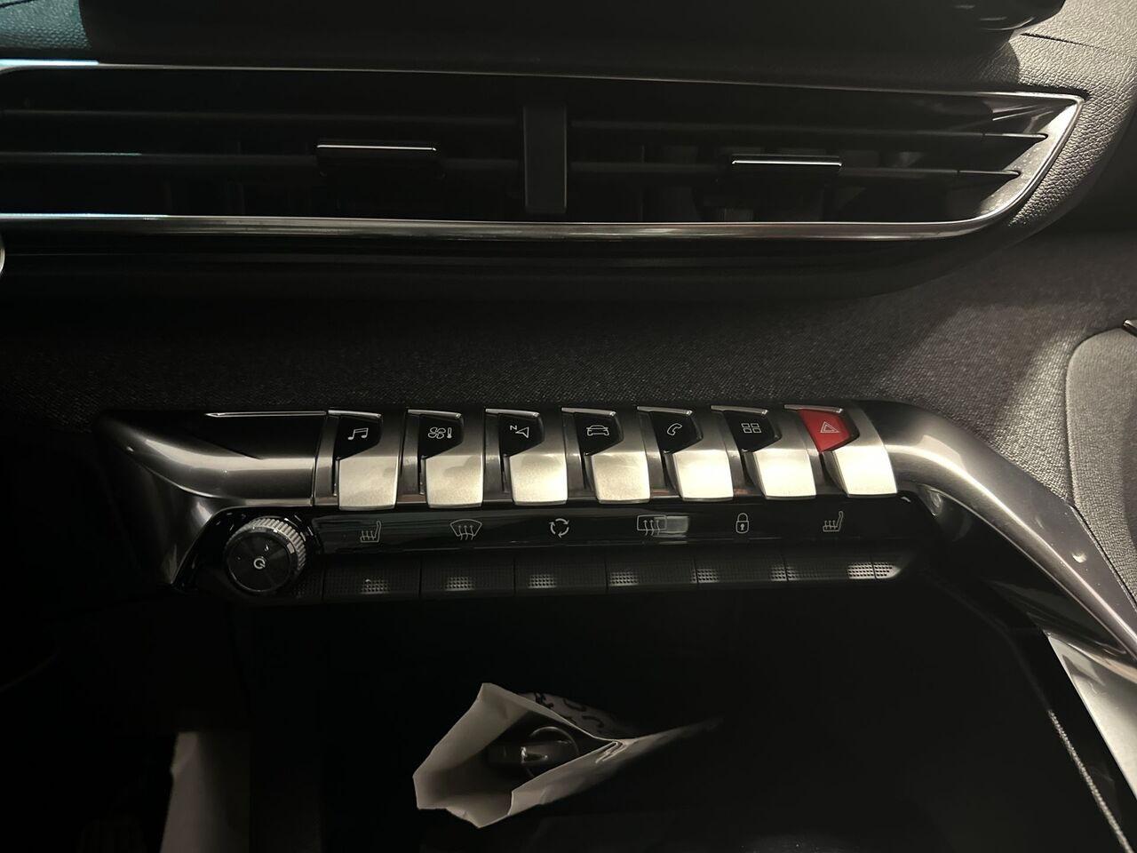 PEUGEOT 3008 II 2021 - 3008 1.2 puretech t Allure Pack s&s 130cv