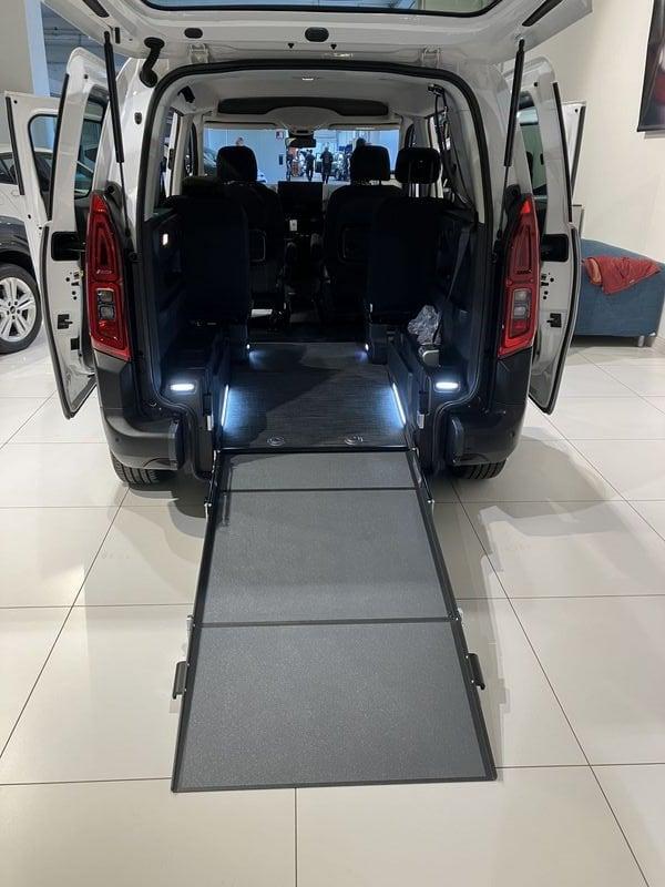 FIAT Doblò 1.5 BlueHdi 130 CV AT8 Trasporto Disabili 4+1