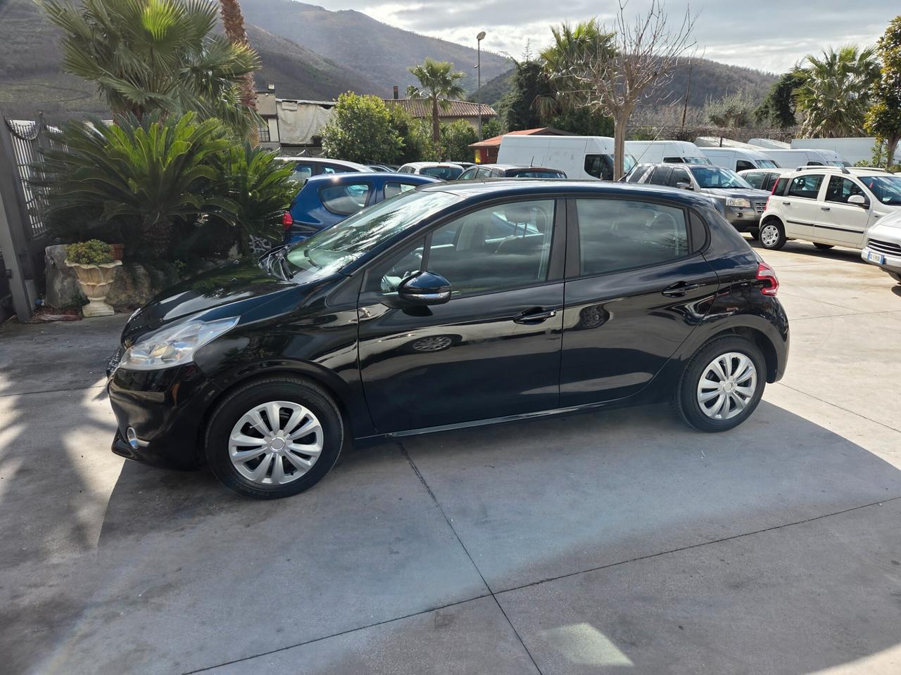 Peugeot 208 1.4 HDi 68 CV 5 porte Active