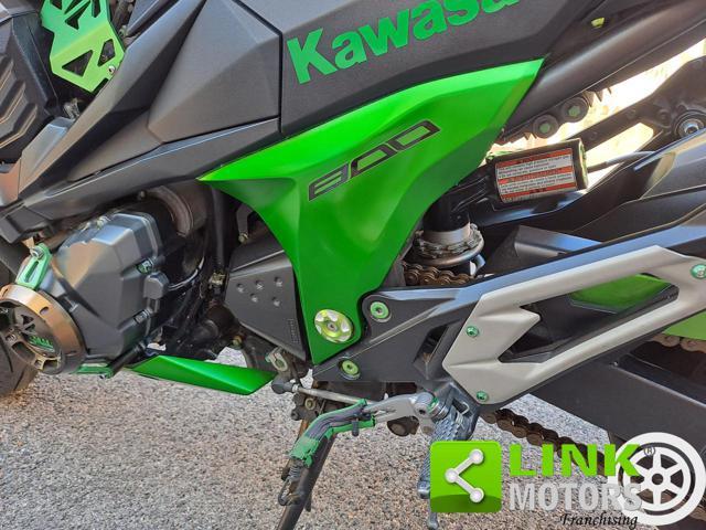 KAWASAKI Z 800 .