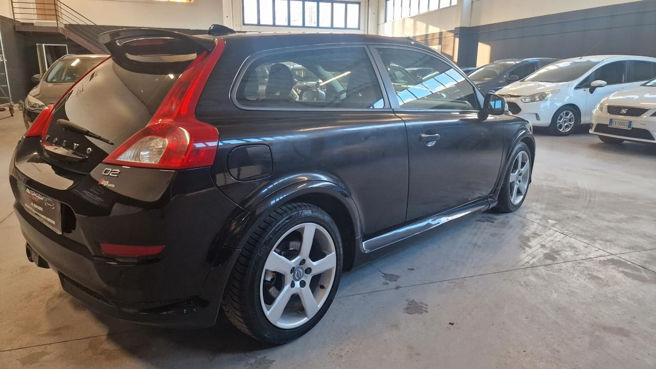 Volvo C30 D4 R-Design