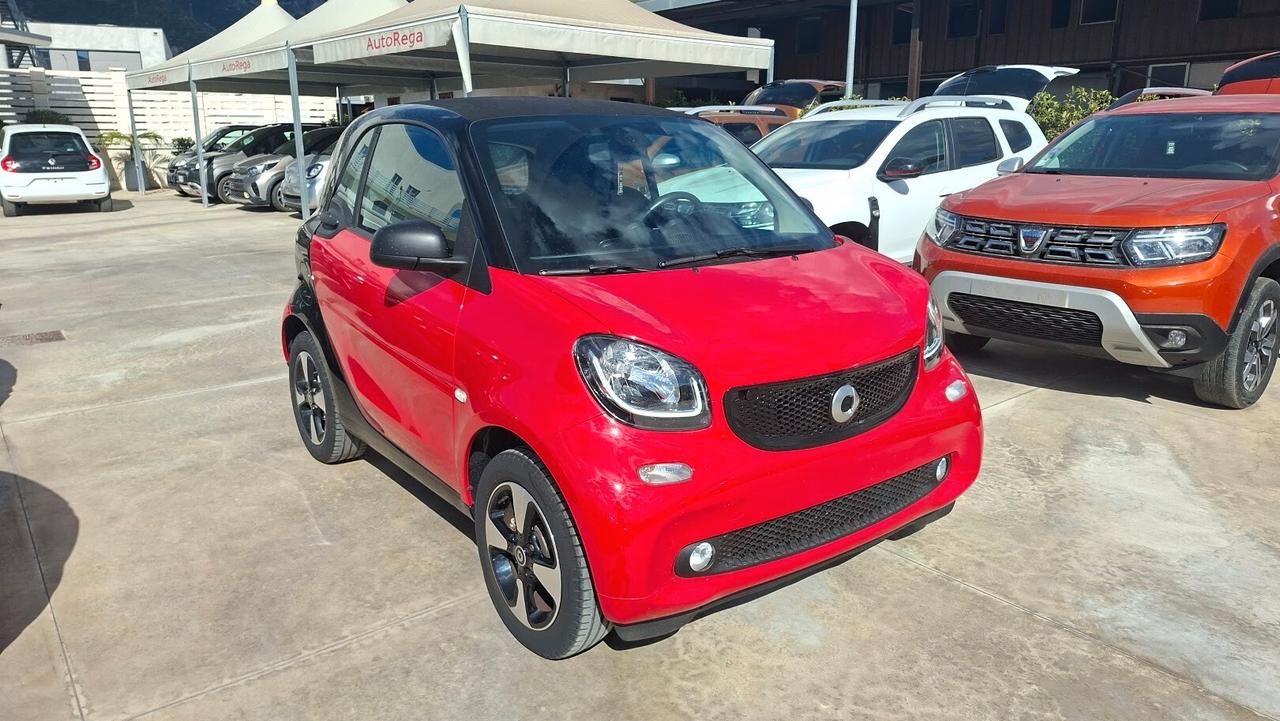 Smart ForTwo 1.0 BENZINA Automatica