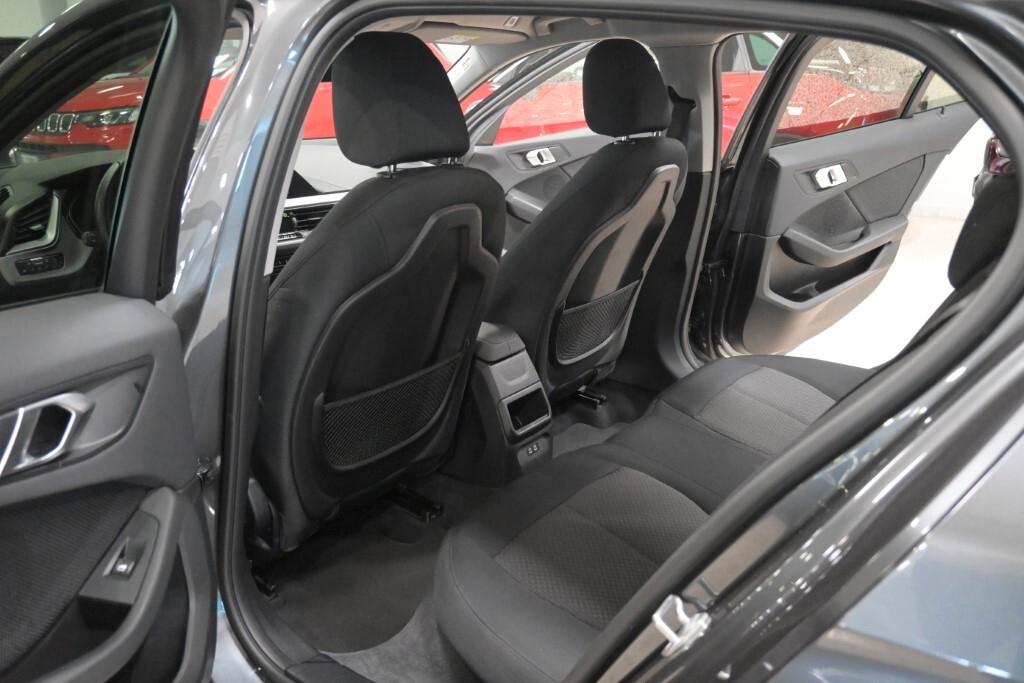 Bmw 116 116i 5p. Business Advantage