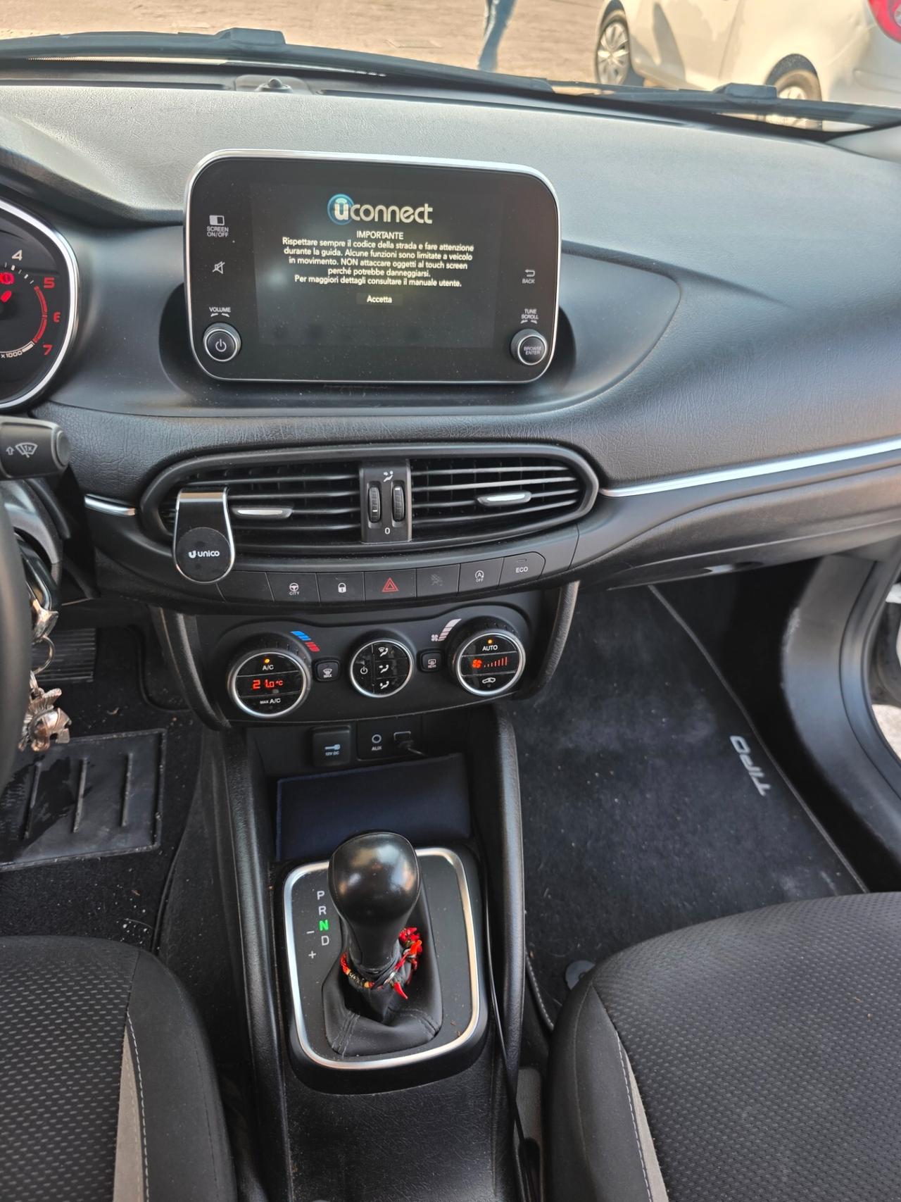 Fiat Tipo 1.6 Mjt S&S DCT SW S-Design con 180.000km