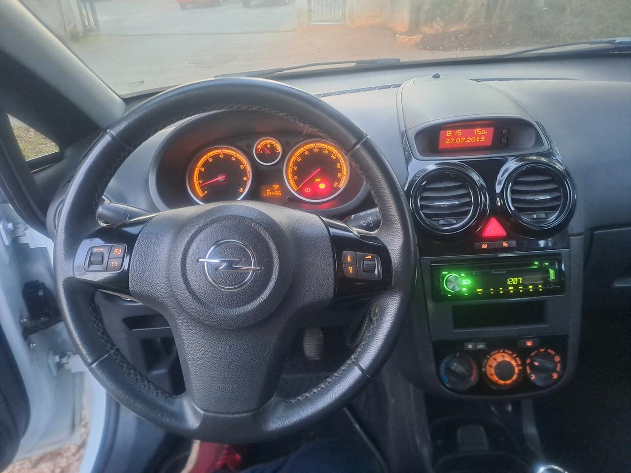 Opel Corsa 1.2 5 porte Sport km 114mila