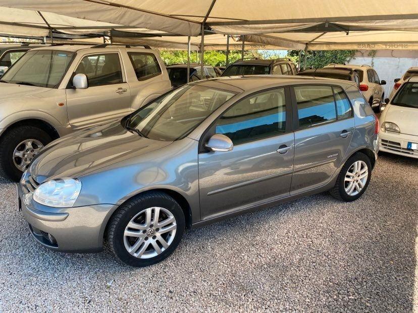 Volkswagen Golf 1.9 TDI DPF 5p. Sportline