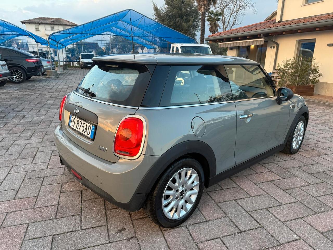 Mini 1.2 One - benzina