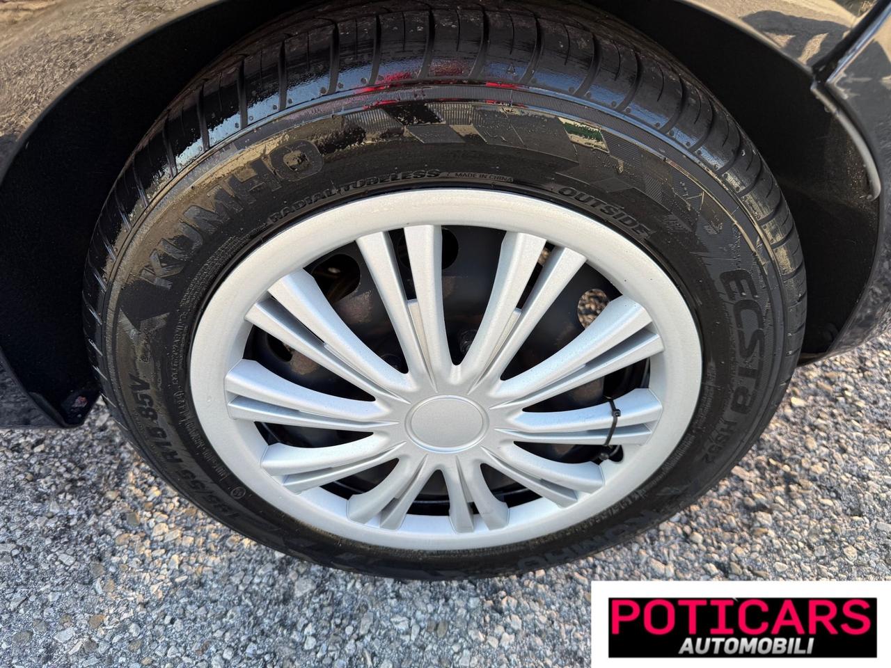 Ford Fiesta 1.5 TDCi 75CV 5 porte Business