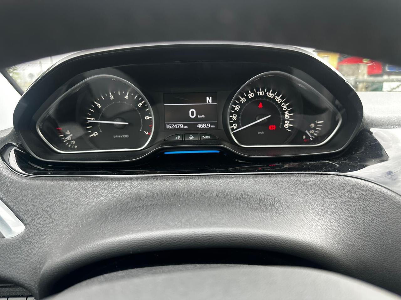 Peugeot 208 PureTech 82 ETG5 S&S 5 porte Allure