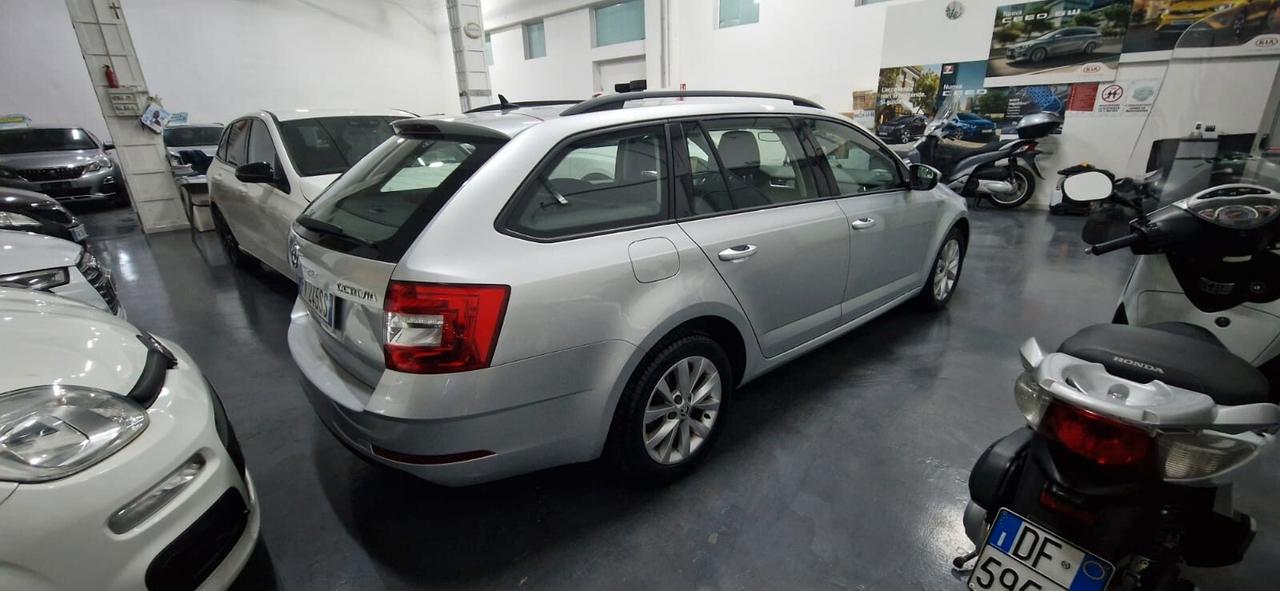 Skoda Octavia 1.6 TDI CR 115 CV DSG Wagon Executive