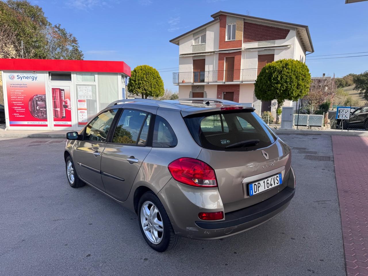 Renault Clio 1.2 16V SporTour Confort