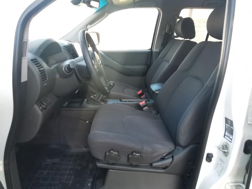 Nissan Navara 2.5 dCi 4 porte Double Cab LE