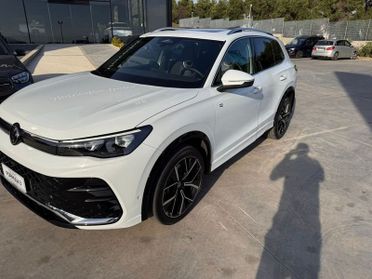Volkswagen Tiguan 2.0 TDI R-Line DSG 4MOTION