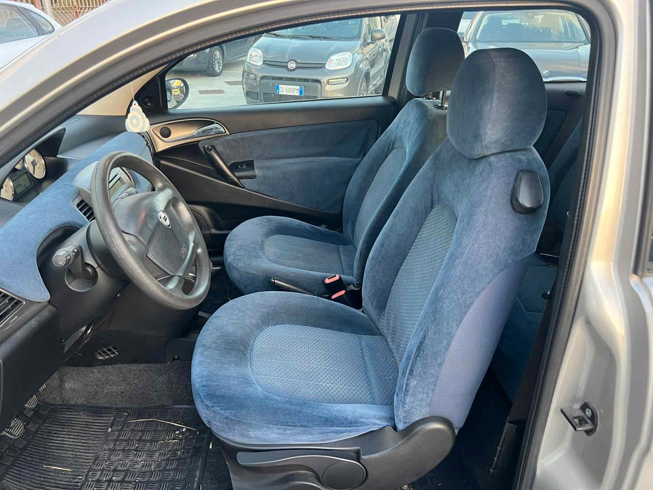 Lancia Ypsilon 1.3 MJT 70CV