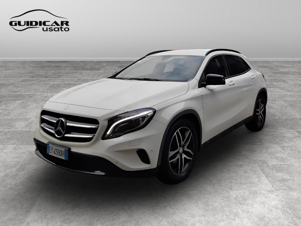 Mercedes-Benz GLA-X156 2014 - GLA 220 d (cdi) Sport 4matic 170cv auto