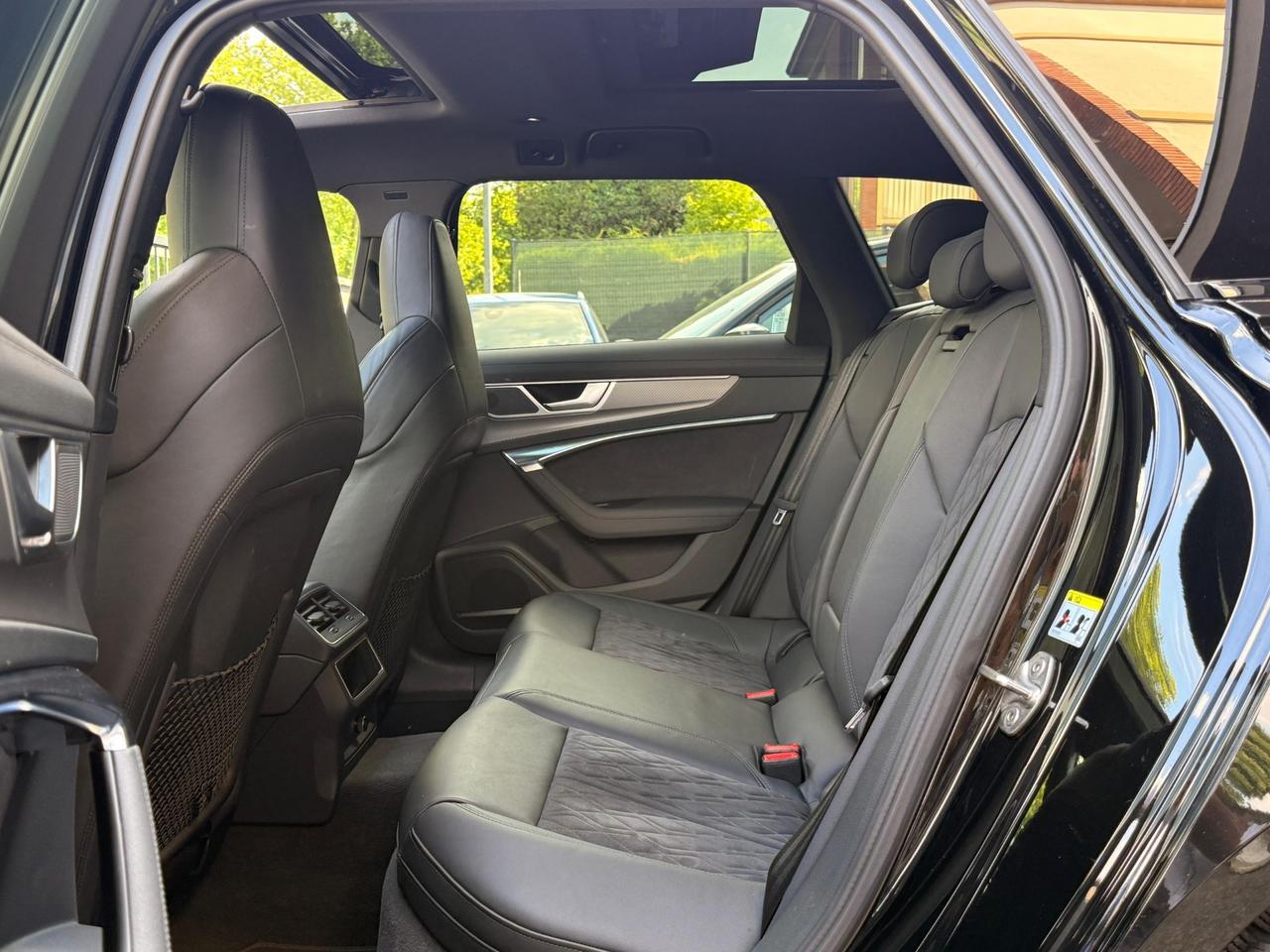 Audi A6 RS 6 Avant 4.0 TFSI V8 quattro tiptronic