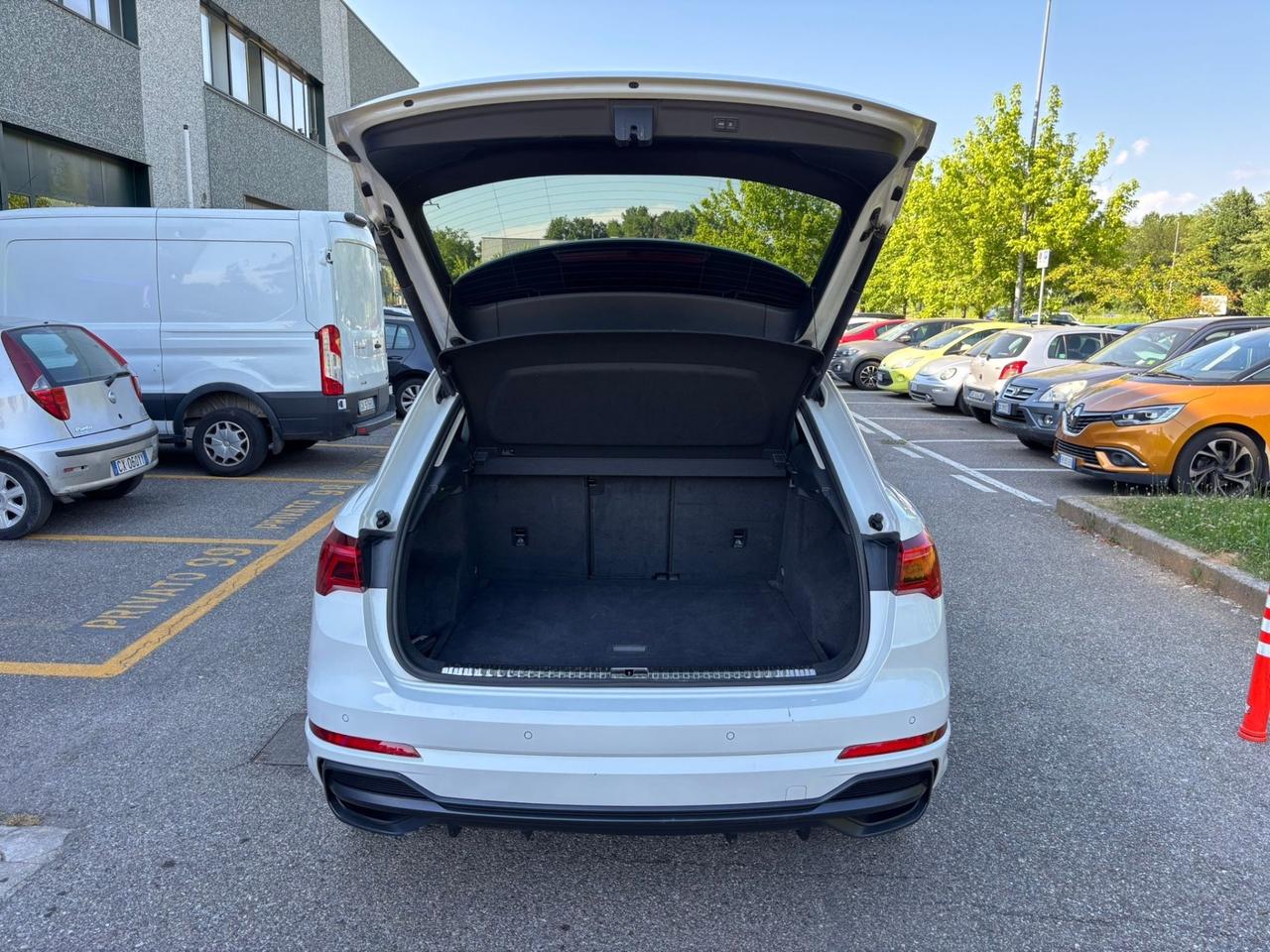 Audi Q3 40 TDI quattro S tronic line edition
