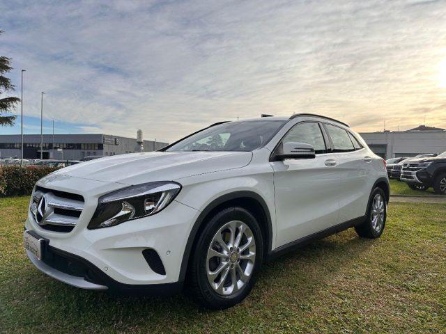 MERCEDES-BENZ GLA 180 d Executive UNIPRO - PDC - BT - CLIMA - 17