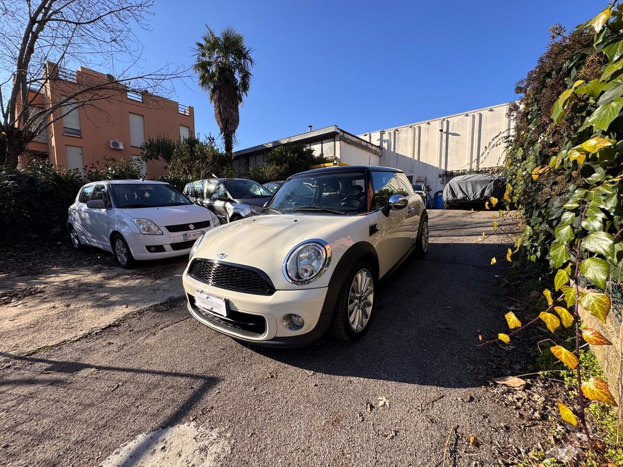 Mini 2.0 16V Cooper D Automatica