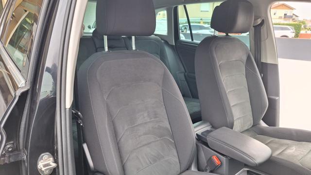 VOLKSWAGEN Tiguan 2.0 TDI SCR DSG Executive BlueMotion N°FH664