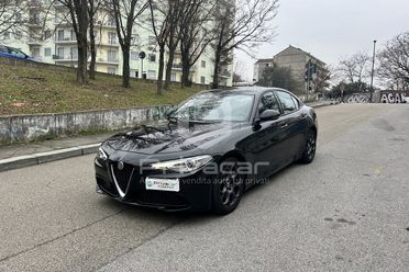 ALFA ROMEO Giulia 2.2 Turbodiesel 136 CV AT8