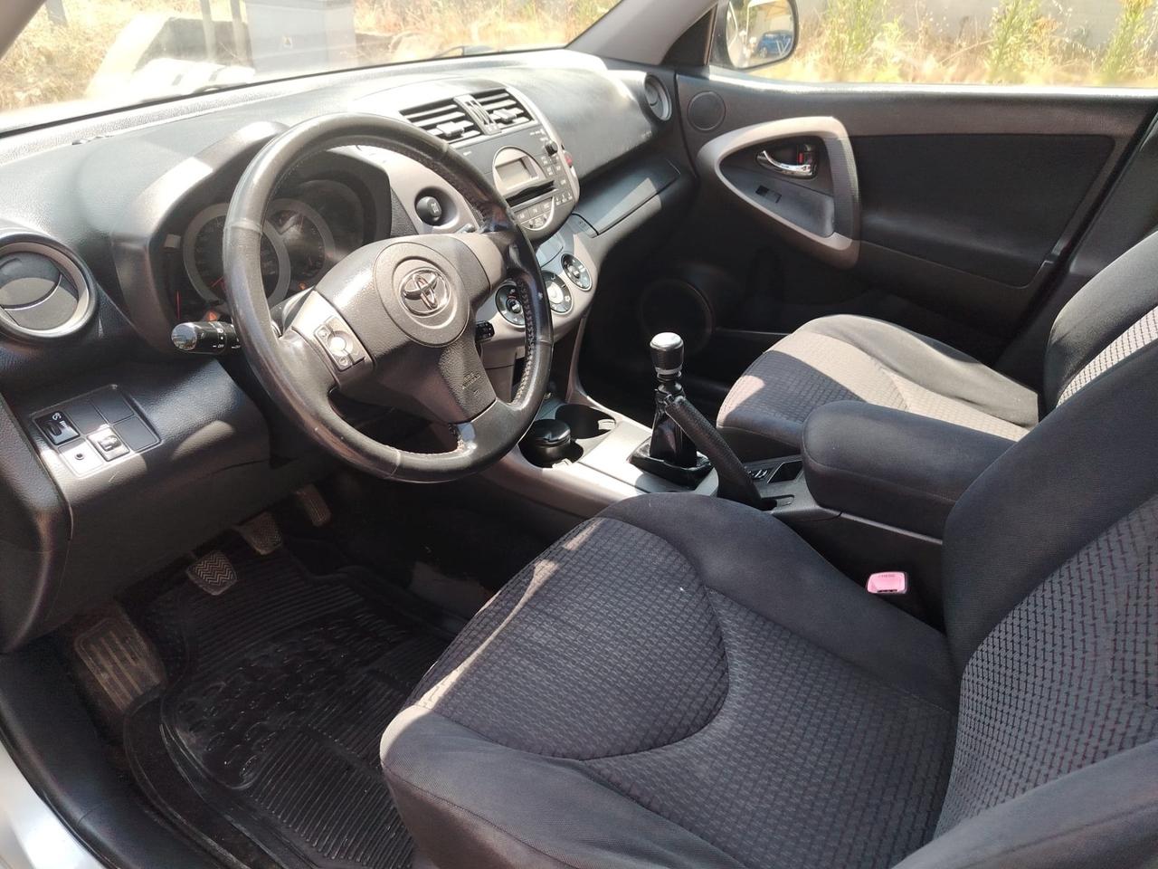 Toyota RAV 4 RAV4 2.2 D-4D 177 CV Luxury