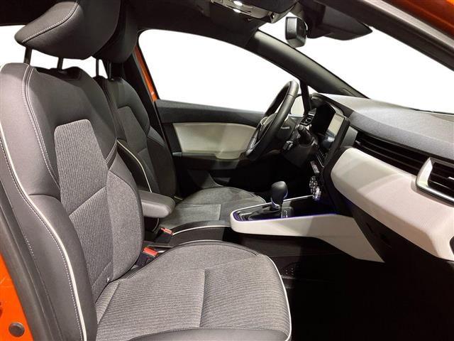 RENAULT Clio 1.6 E-Tech full hybrid Techno 145cv auto