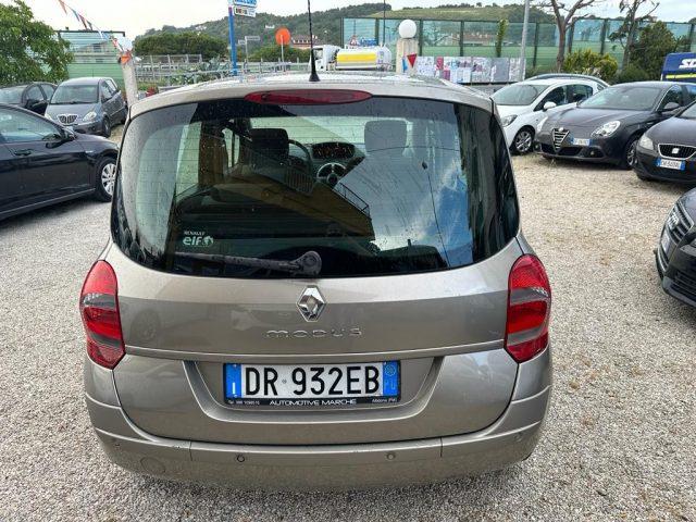 RENAULT Grand Modus 1.2 16V Dynamique