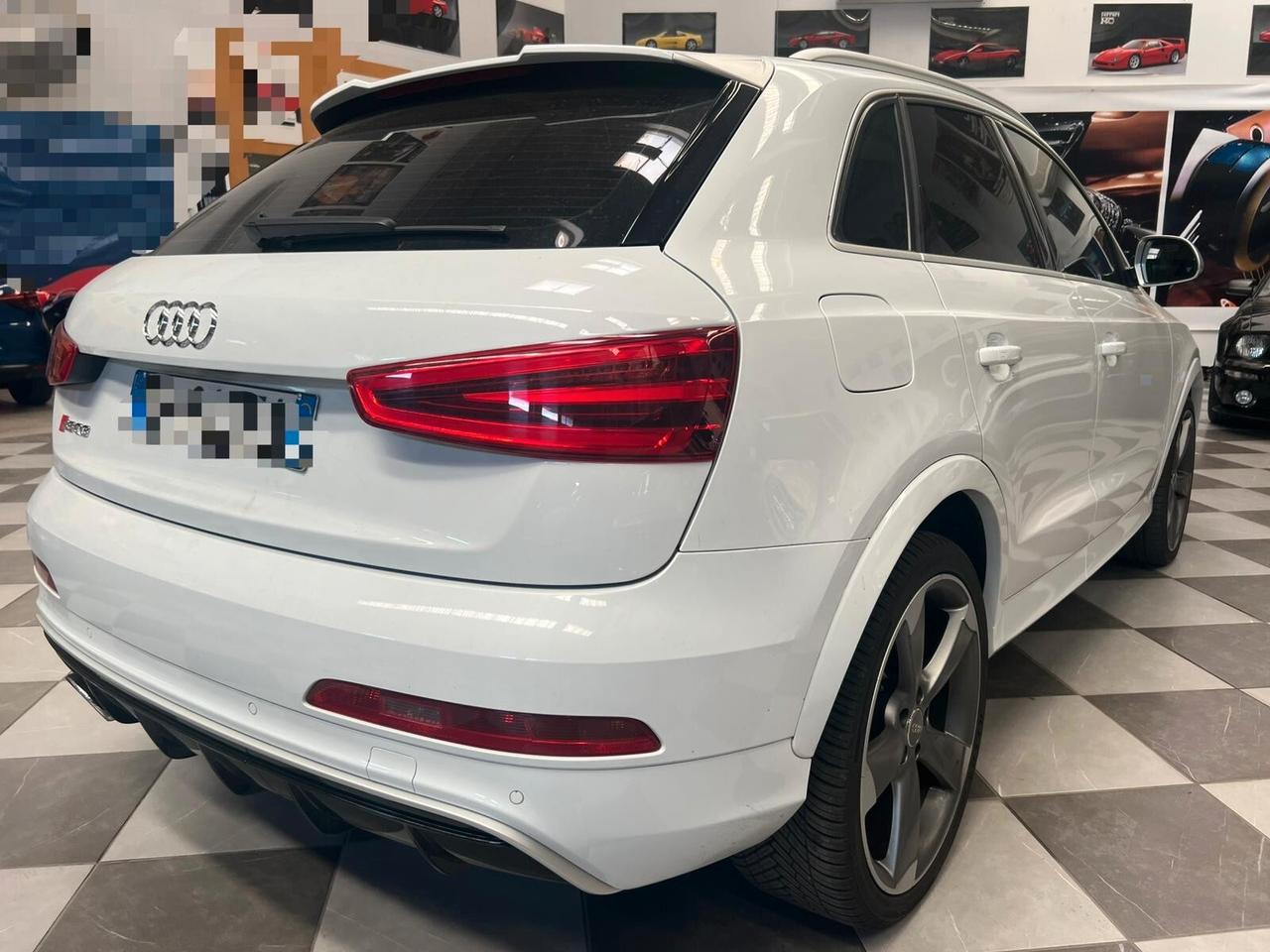 Audi RSQ3 RS 2.5 TFSI quattro S tronic Carbon