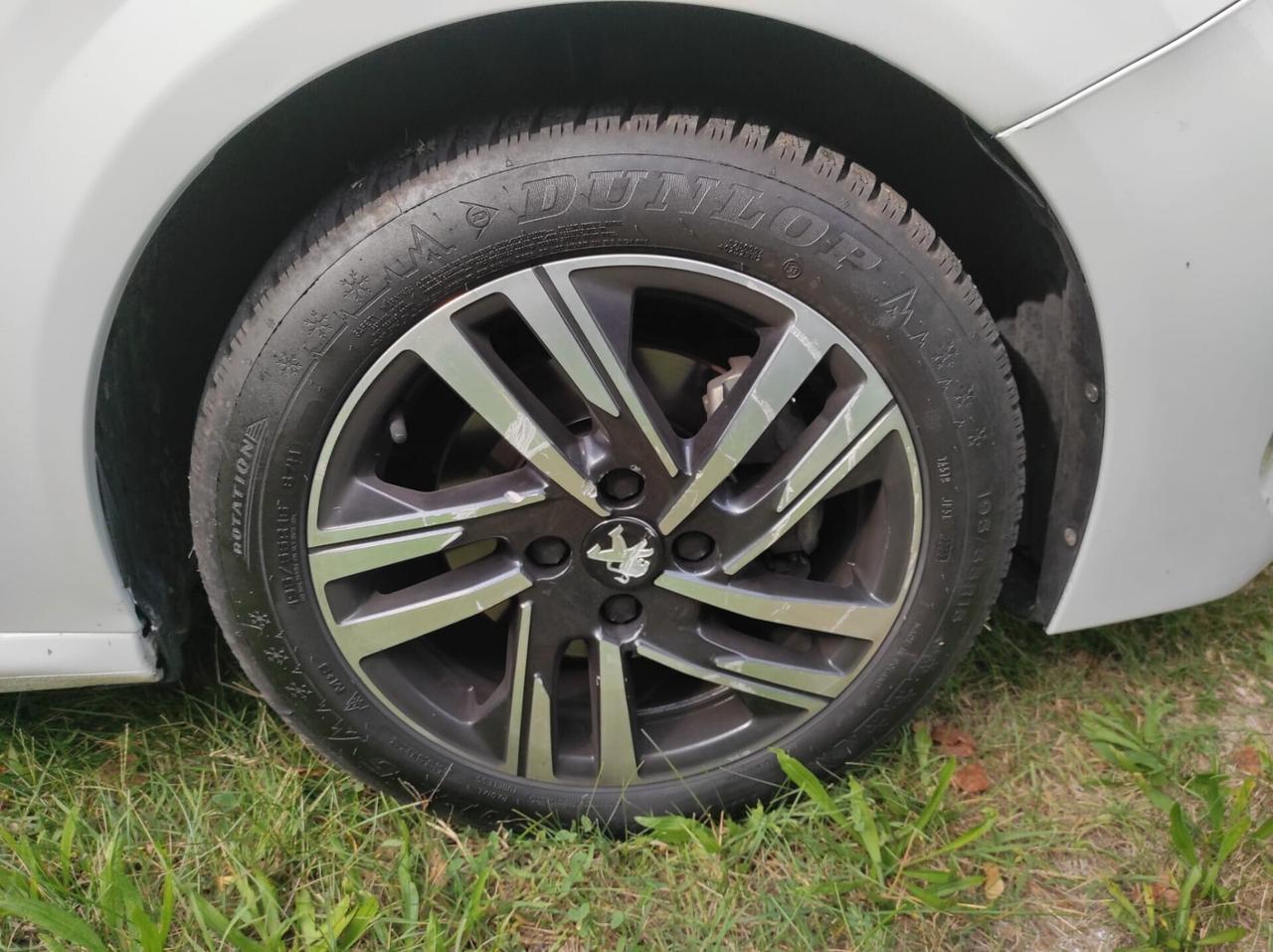 Peugeot 208 PureTech 100 Stop&Start 5 porte GT
