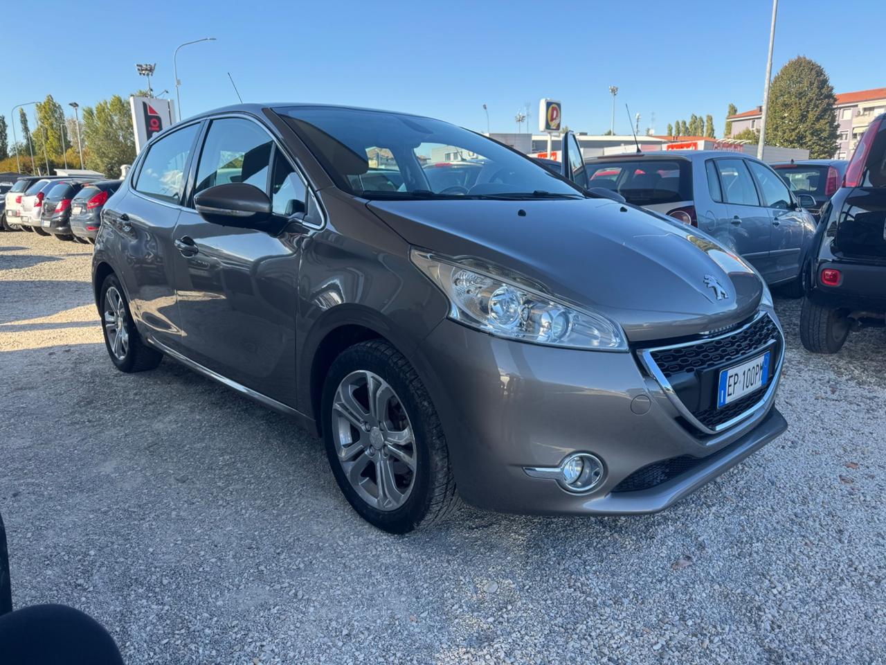 Peugeot 208 1.2 VTi 82 CV 5 porte Allure