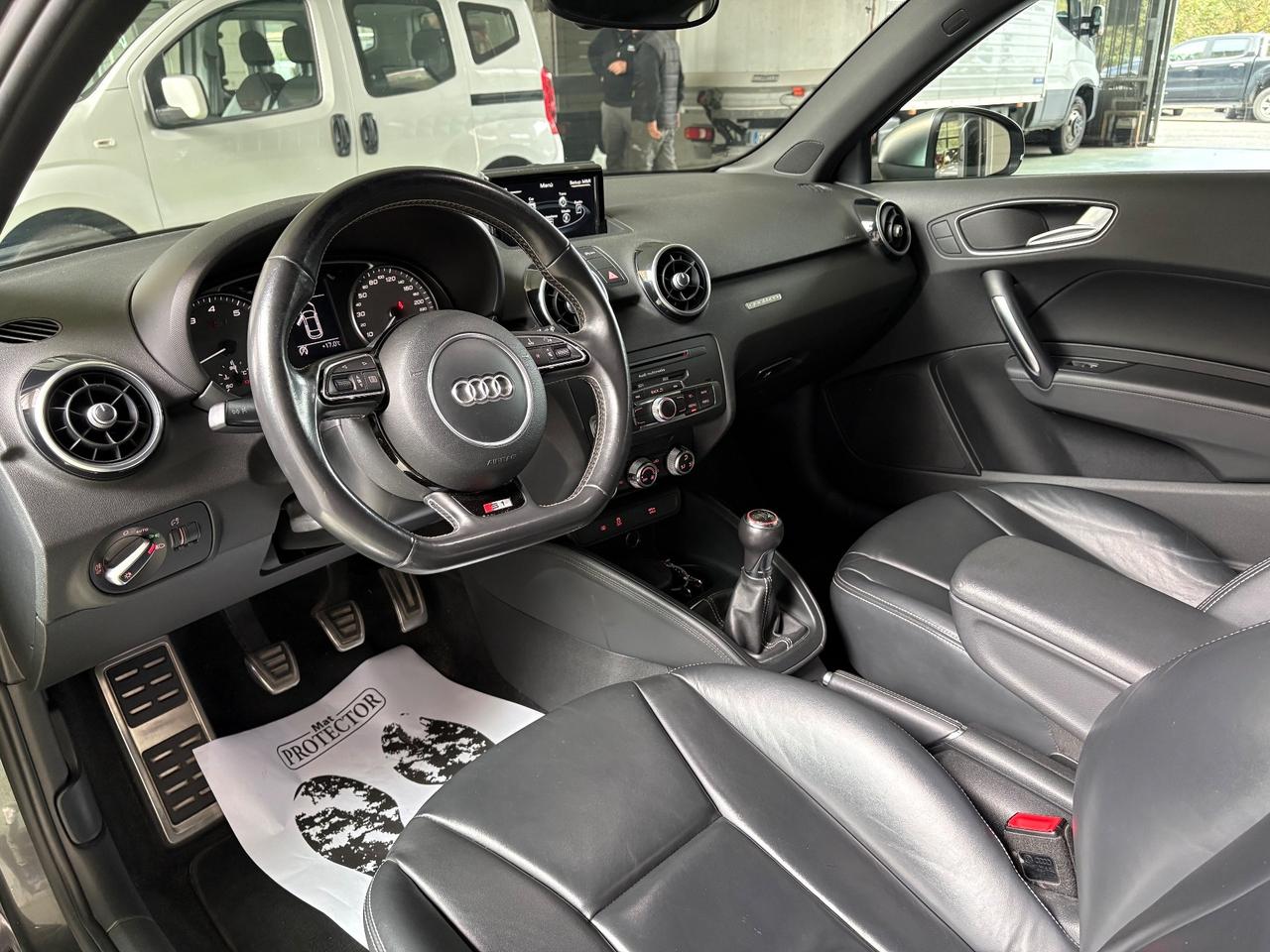 Audi A1 S1 2.0 TFSI quattro manuale