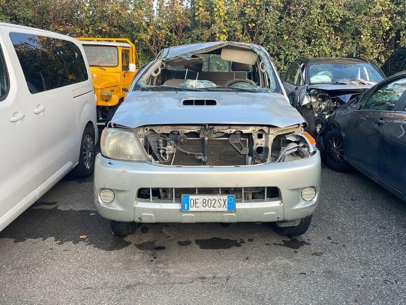 Toyota Hilux Hilux 2.5 D-4D 4WD 2p. Extra Cab DLX PER COMMERCIANTI
