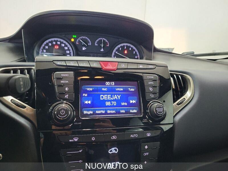 Lancia Ypsilon 1.2 69 CV 5 porte Mya